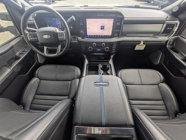 2025 Ford Super Duty F-350 SRW Platinum