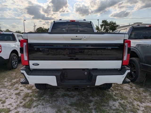 2025 Ford Super Duty F-350 SRW Platinum
