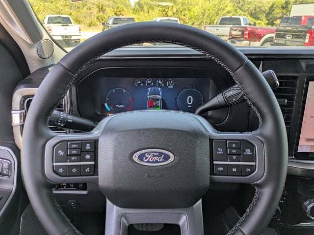 2026 Ford Super Duty F-350 DRW TDSL CREW CAB 6.7L LARIAT