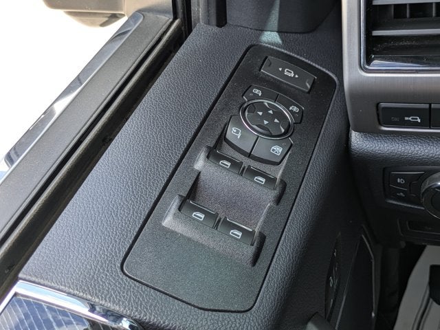 2022 Ford Super Duty F-450 DRW Platinum
