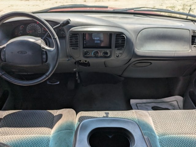 2002 Ford F-150 XL
