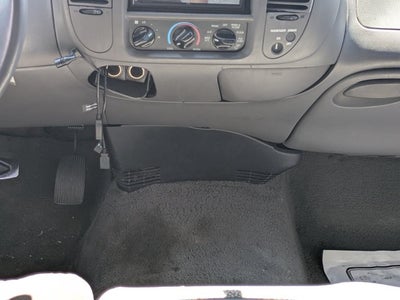 2002 Ford F-150 XL