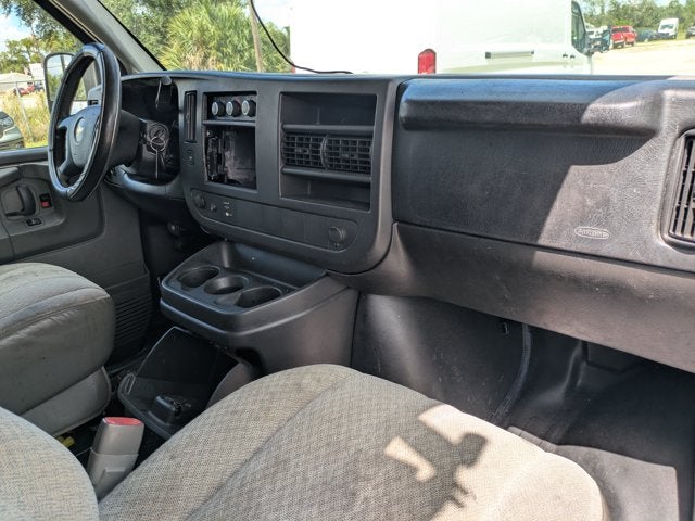 2011 Chevrolet Express Cargo Van RWD 2500 135"