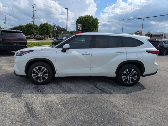 2021 Toyota Highlander XLE