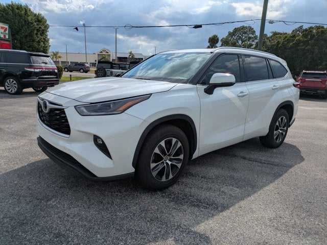 2021 Toyota Highlander XLE