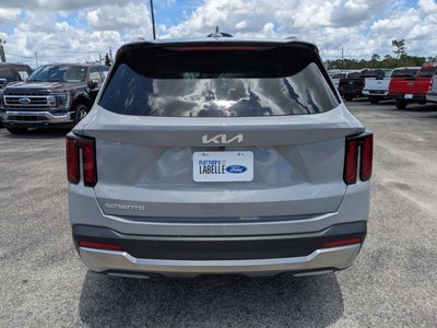2025 Kia Sorento EX