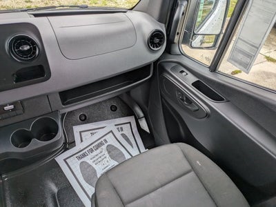 2021 Mercedes-Benz SPRINTER 2500 170" RWD