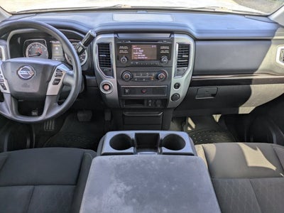 2017 Nissan Titan SV
