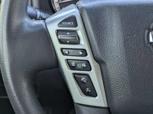 2017 Nissan Titan SV