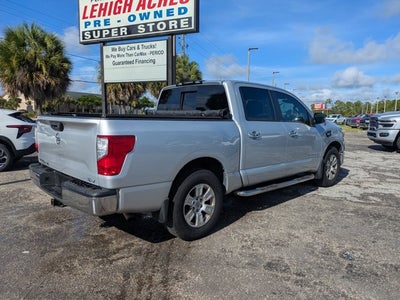 2017 Nissan Titan SV
