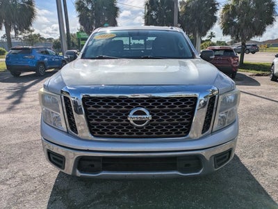2017 Nissan Titan SV