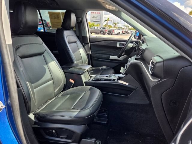 2022 Ford Explorer XLT - Photo 18
