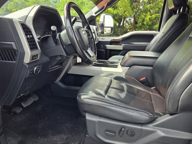 2022 Ford Super Duty F-350 SRW LARIAT