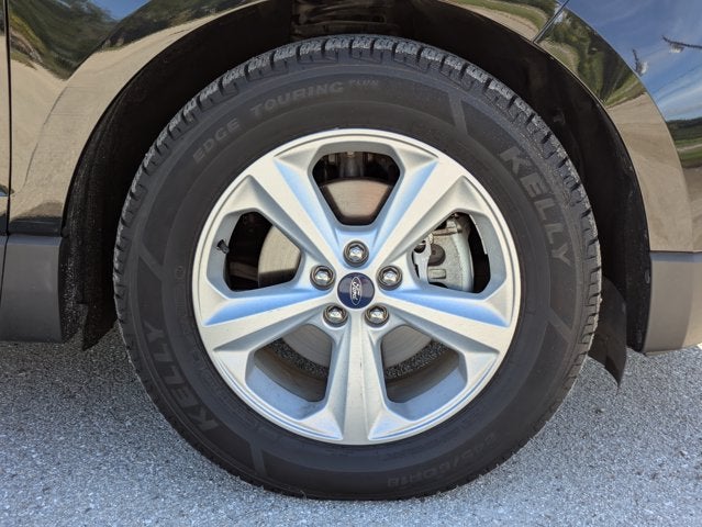 2020 Ford Edge SE