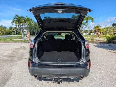 2020 Ford Edge SE