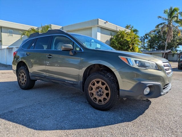Used 2015 Subaru Outback Premium with VIN 4S4BSADC2F3223401 for sale in Arcadia, FL