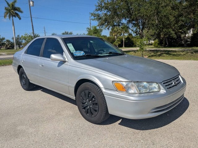 2000 Toyota Camry Base