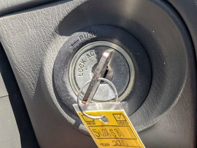 2000 Toyota Camry Base