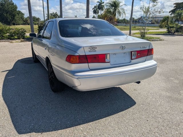 2000 Toyota Camry Base