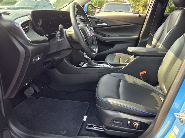 2025 Buick Encore GX Sport Touring - Photo 9