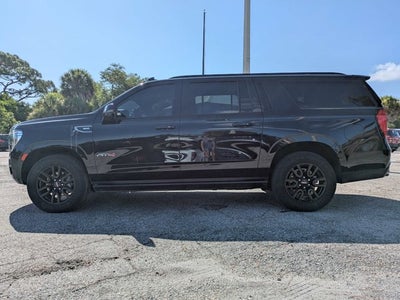 2023 GMC Yukon XL AT4