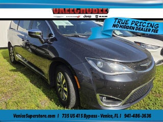 2020 Chrysler Pacifica Hybrid Limited