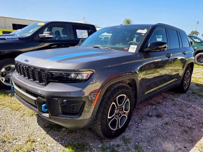 2022 Jeep Grand Cherokee 4xe Trailhawk