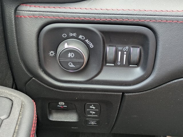 2025 RAM 1500 RHO