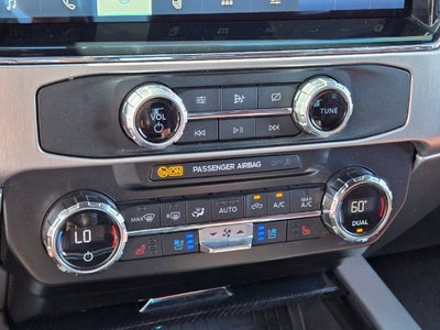 2022 Ford Super Duty F-450 DRW Platinum