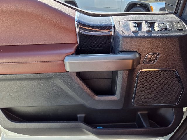 2022 Ford Super Duty F-450 DRW Platinum
