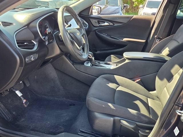 2022 Chevrolet Malibu LS