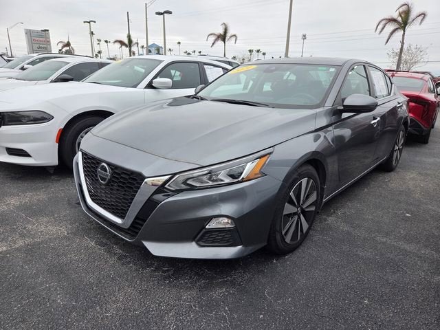 2021 Nissan Altima 2.5 SV