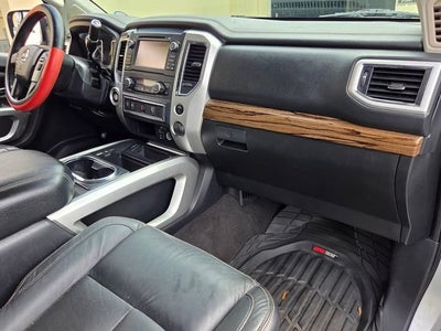 2017 Nissan Titan SL