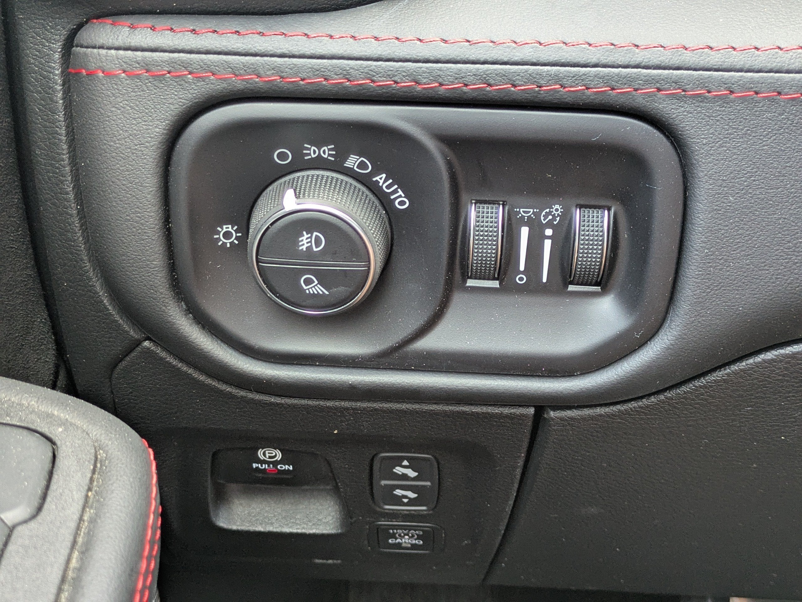 2025 RAM 1500 RHO