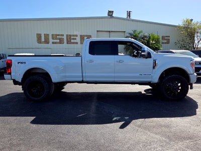 2022 Ford Super Duty F-450 DRW Platinum