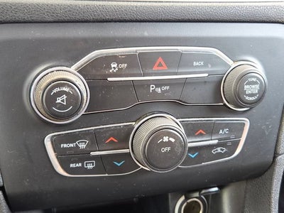 2015 Dodge Charger SE