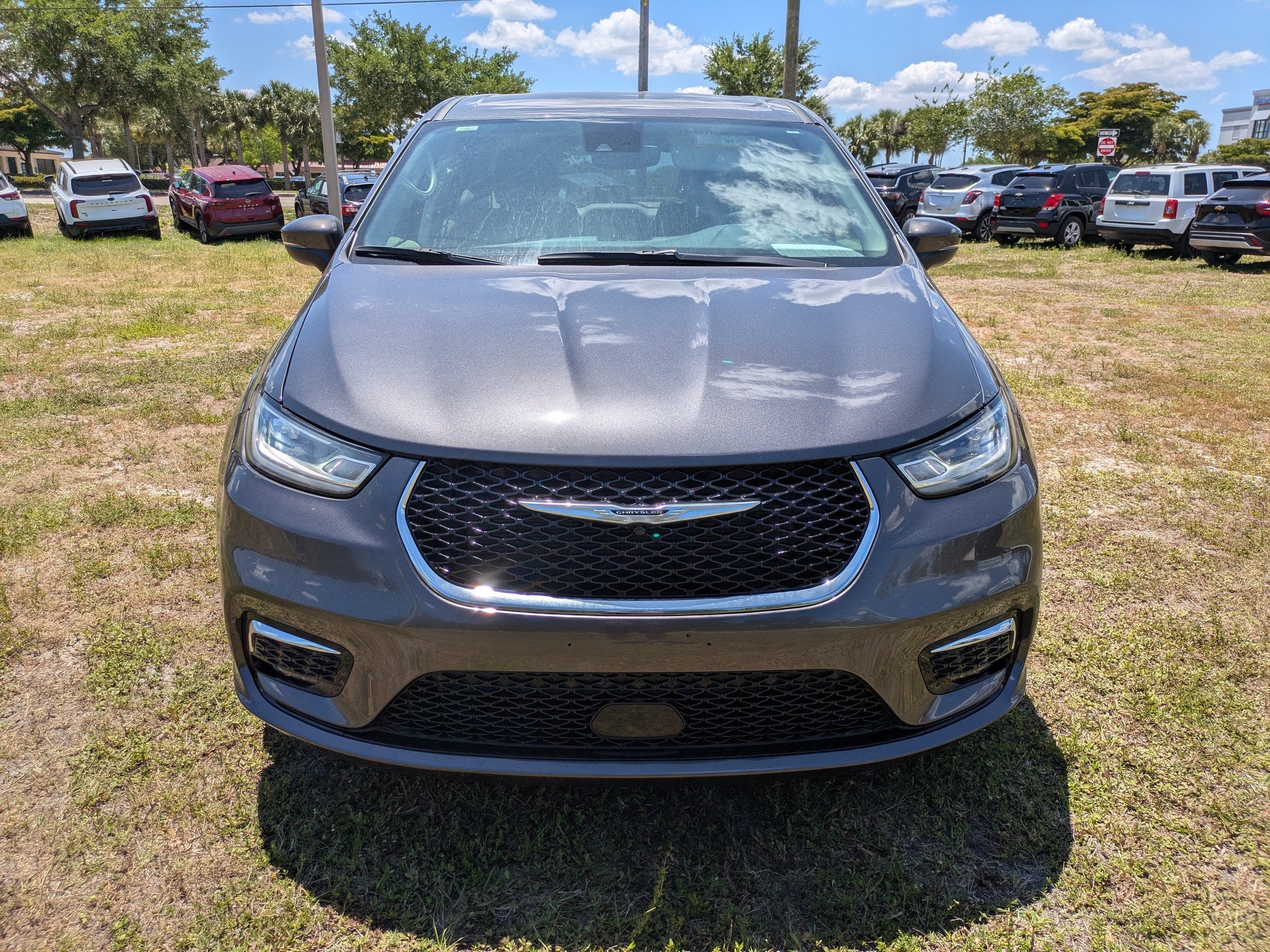 2023 Chrysler Pacifica Touring L