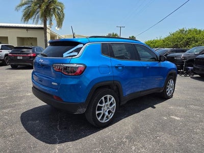 2024 Jeep Compass Latitude Lux