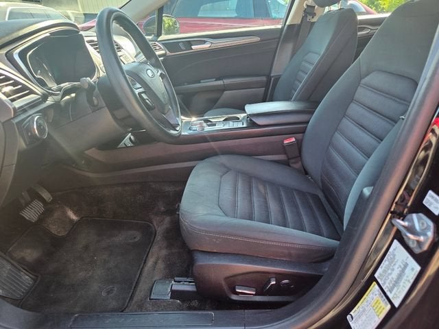2017 Ford Fusion Hybrid SE
