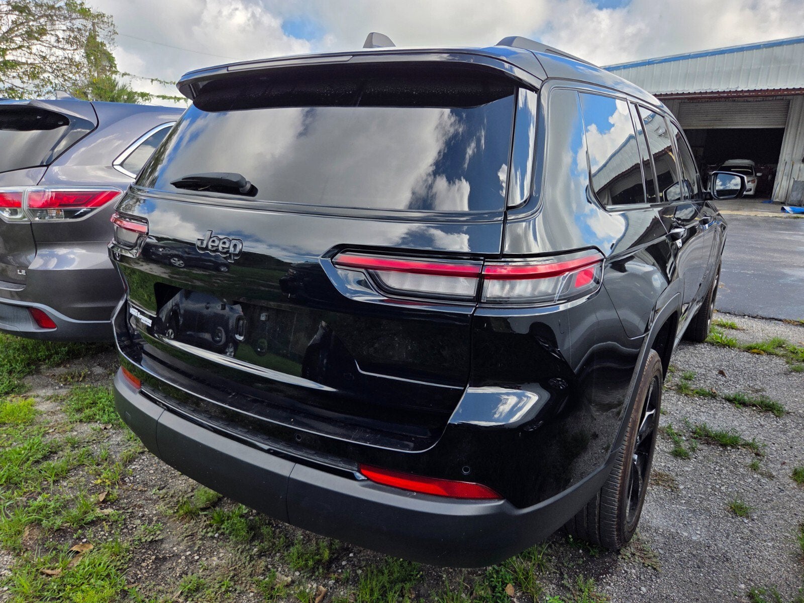 2024 Jeep Grand Cherokee L Altitude X 4x2