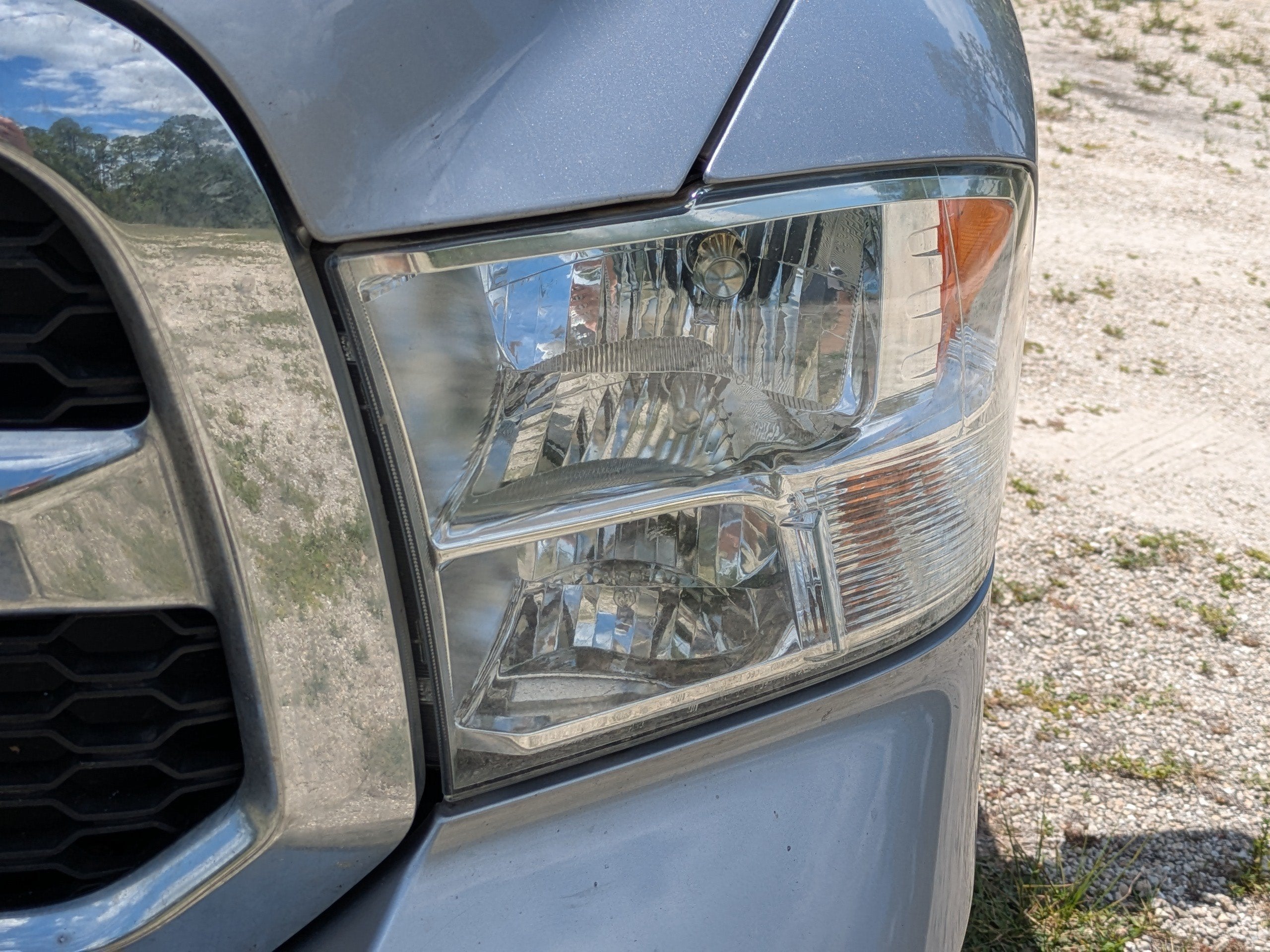 2021 RAM 1500 Classic SLT Crew Cab 4x4 6'4" Box