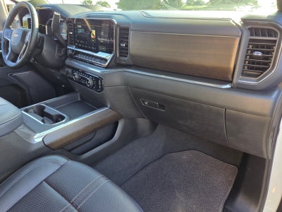 2025 Chevrolet Silverado 3500 HD High Country