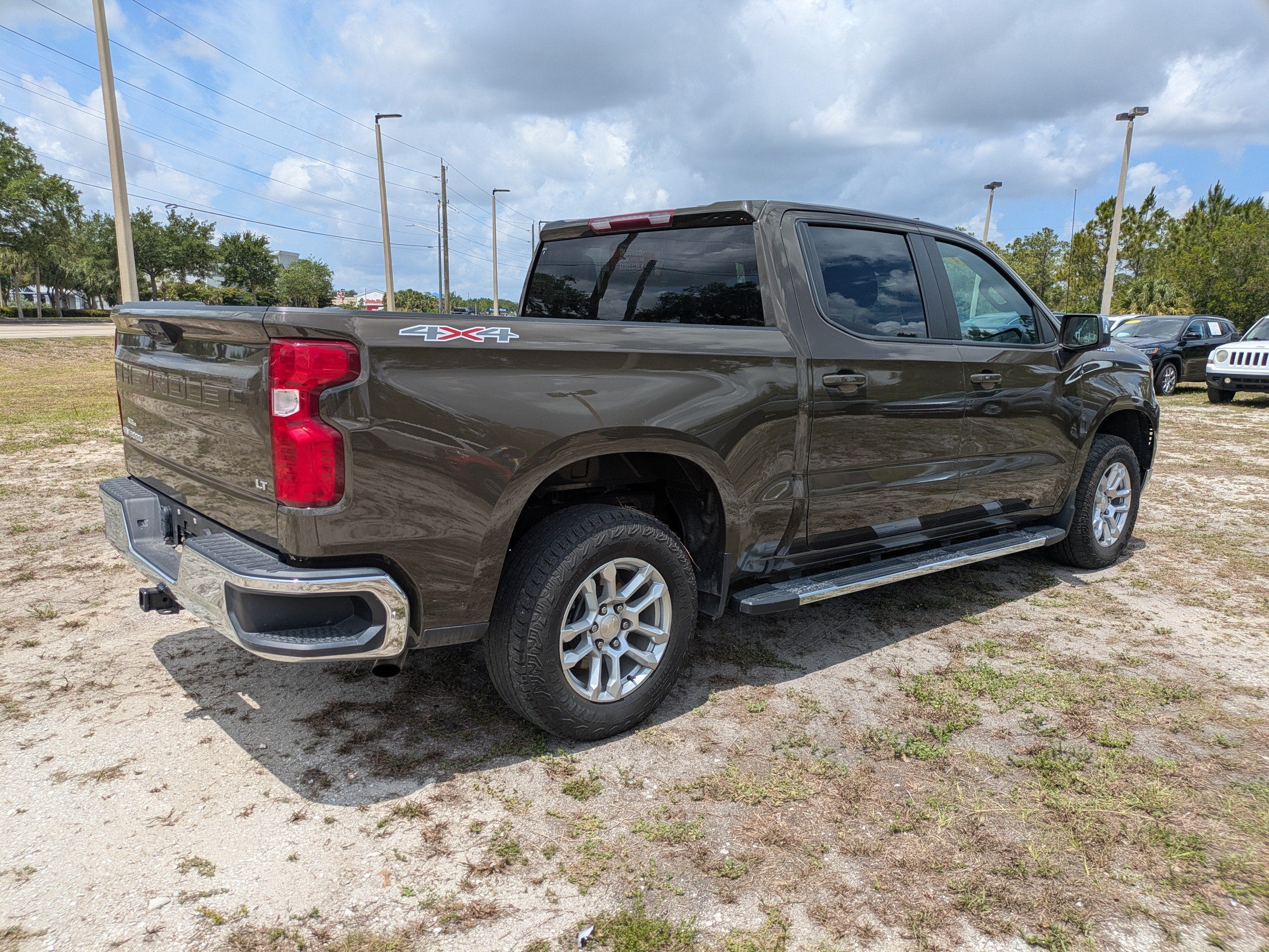 2023 Chevrolet Silverado 1500 LT (2FL)