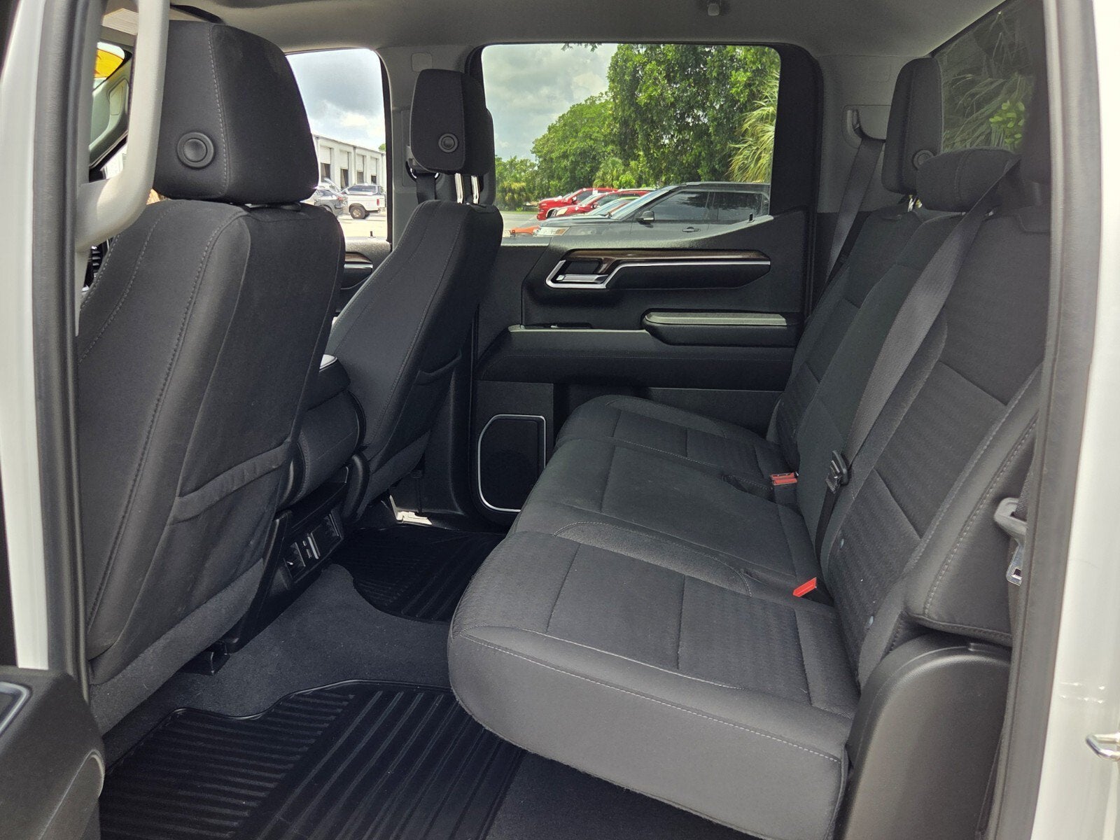 2022 Chevrolet Silverado 1500 LT (2FL)