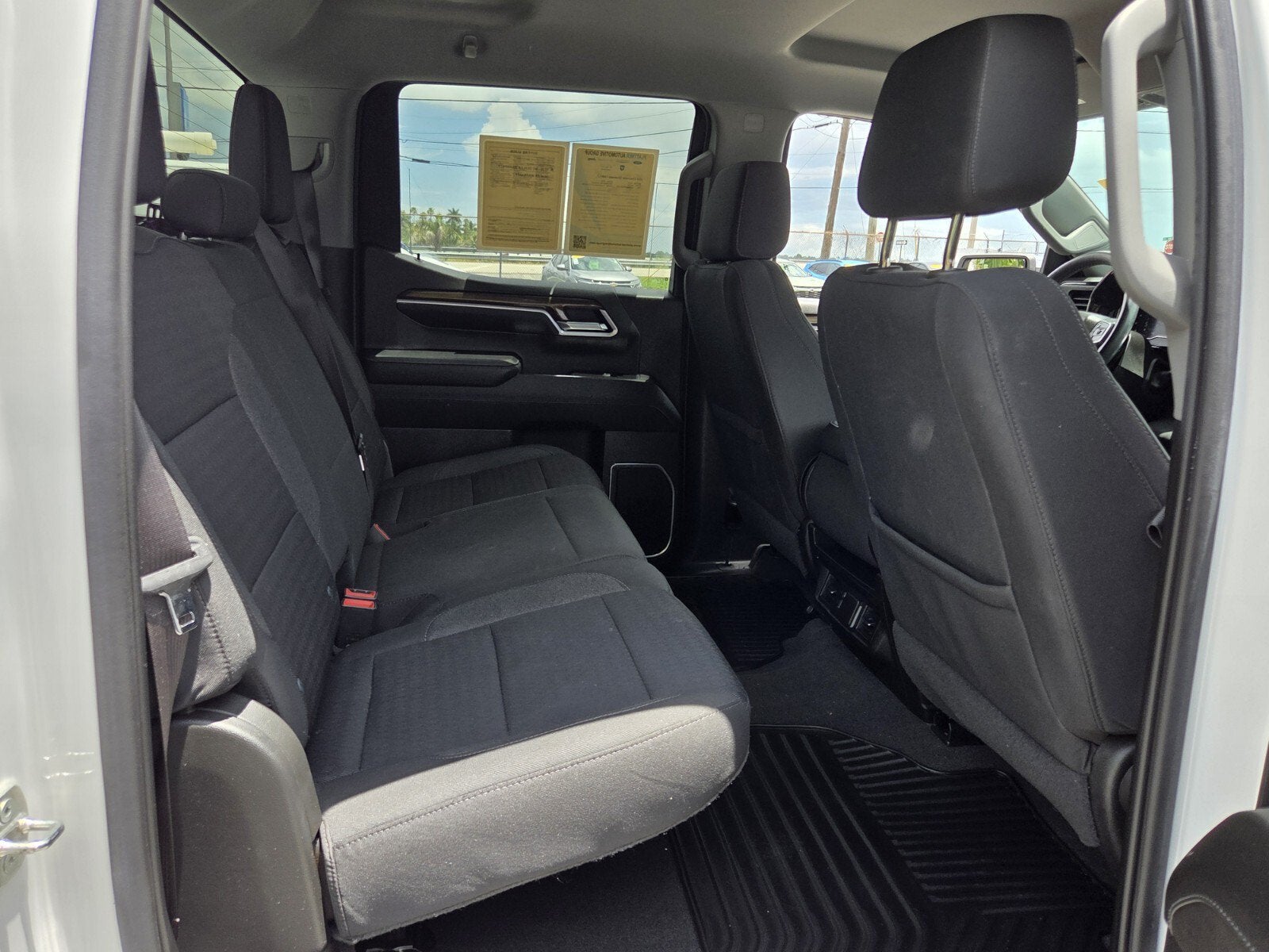2022 Chevrolet Silverado 1500 LT (2FL)