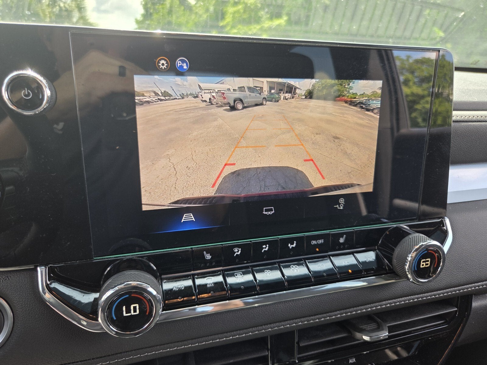 2025 Chevrolet Colorado WT/LT