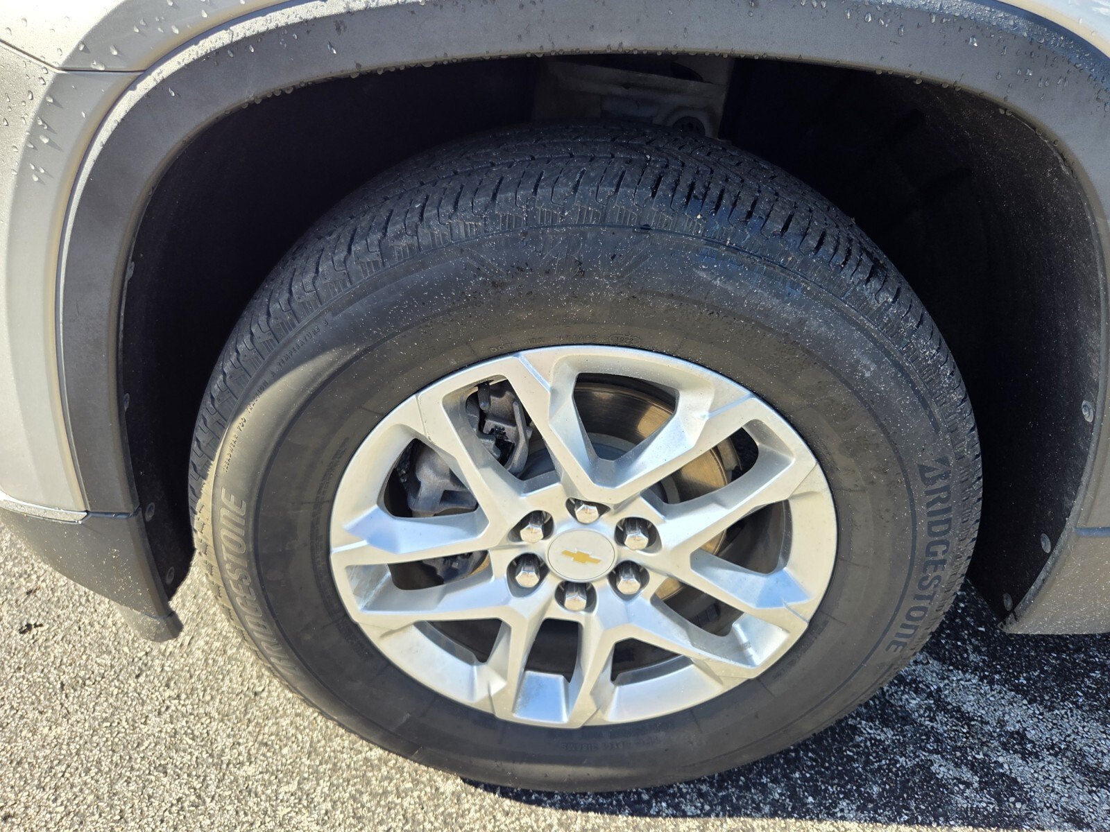 2021 Chevrolet Traverse LT Cloth
