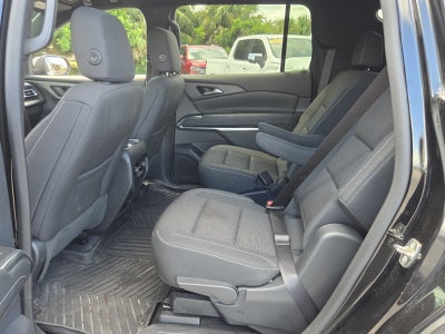 2024 Chevrolet Traverse LT
