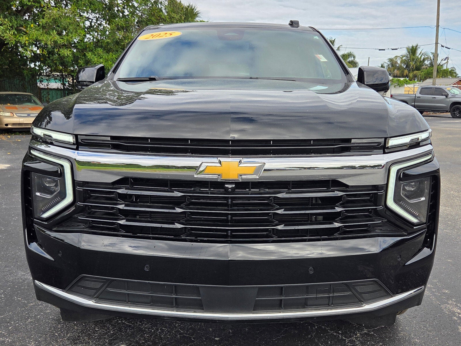 2025 Chevrolet Tahoe LS