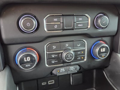 2023 Chevrolet Suburban LS
